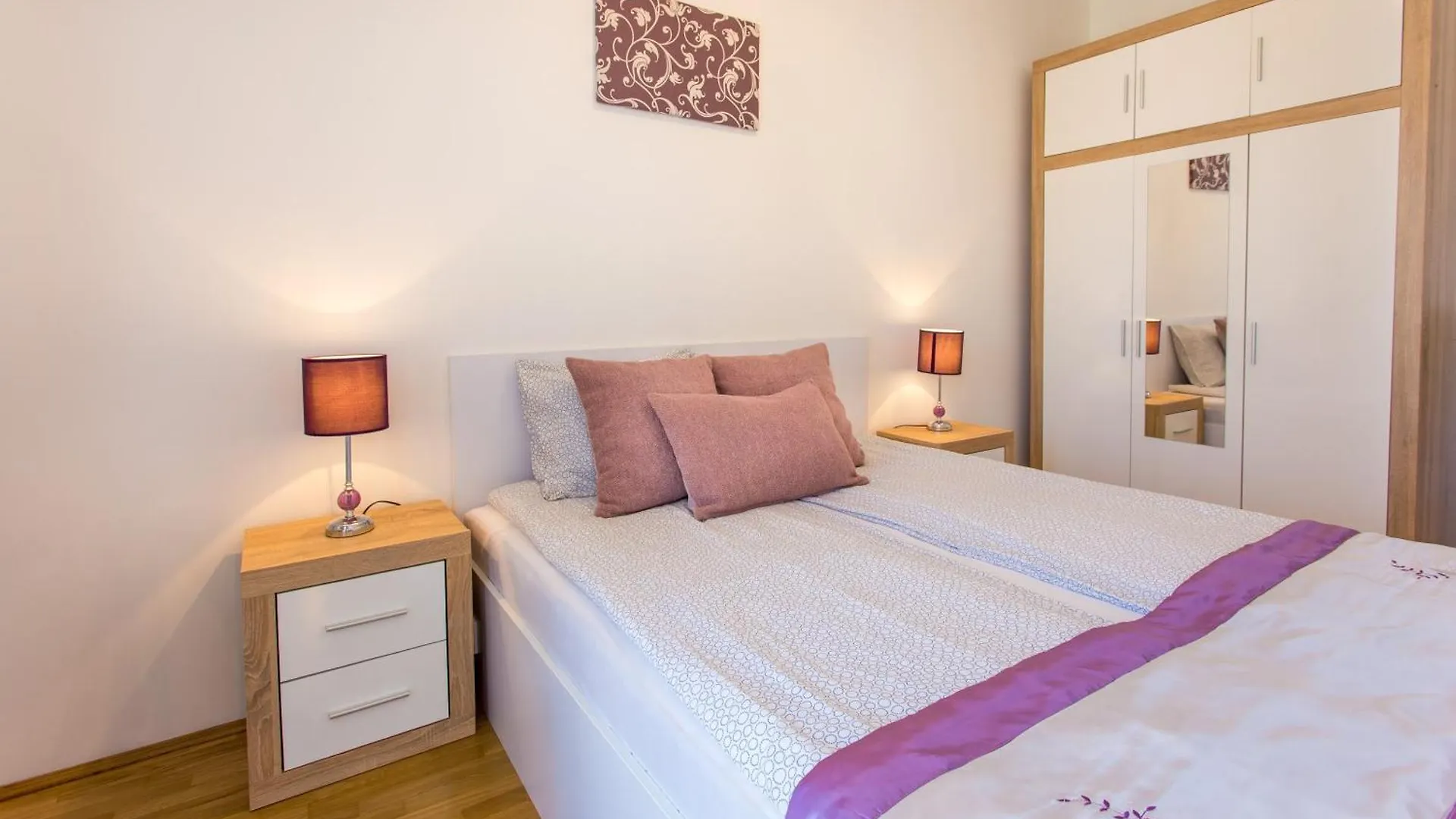 Colours Apartments Deluxe With Free Parking Budapest 0*,  Hungary