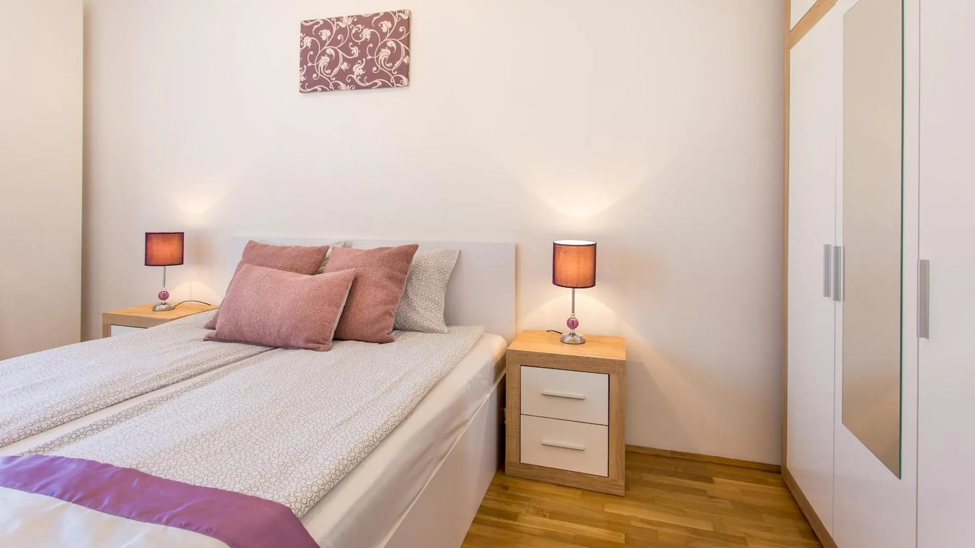 Colours Apartments Deluxe With Free Parking Budapest Hungary